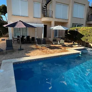  Ferienhaus Aina